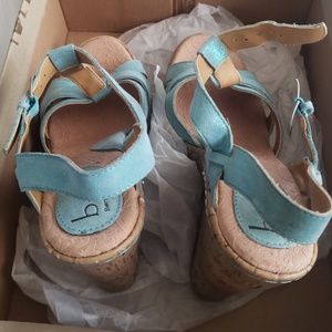 Boc  blue Wedges I just bought them but dont fit